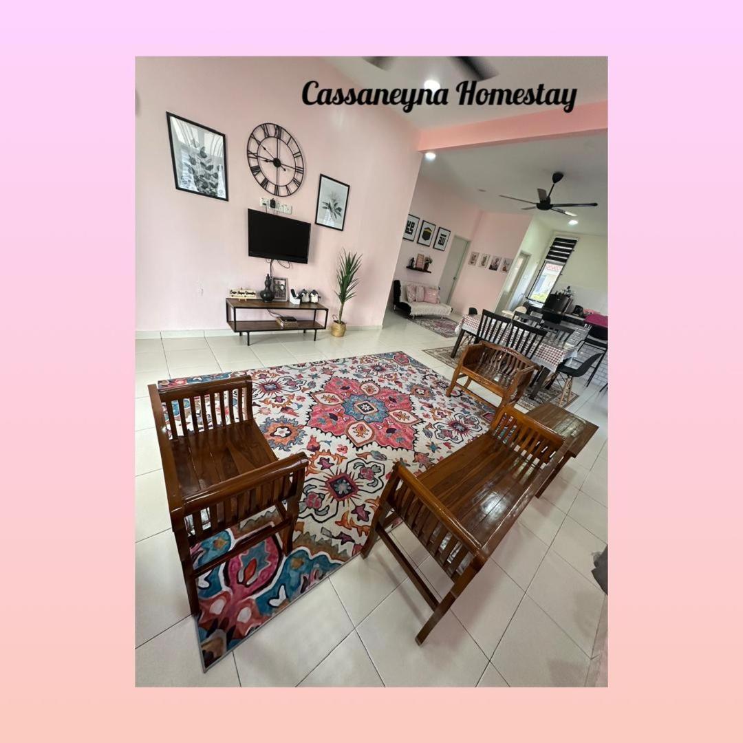Cassaneyna Homestay Kuantan Exterior photo